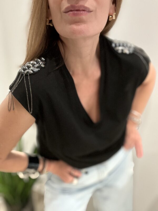 Remera Charreteras