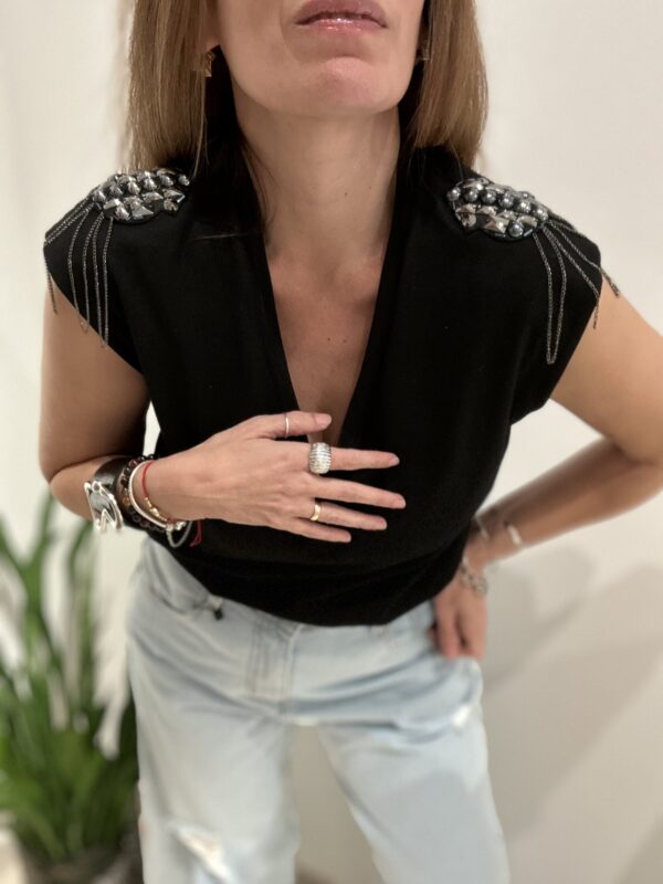Remera Charreteras