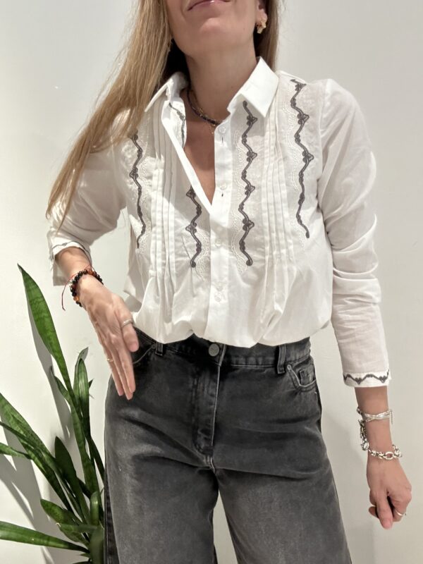 Camisa Male detalle