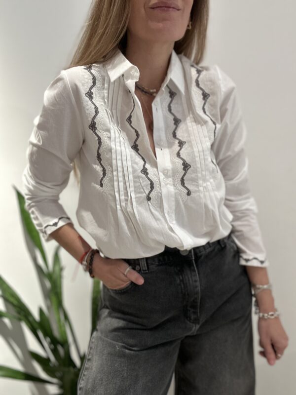 Camisa Male detalle