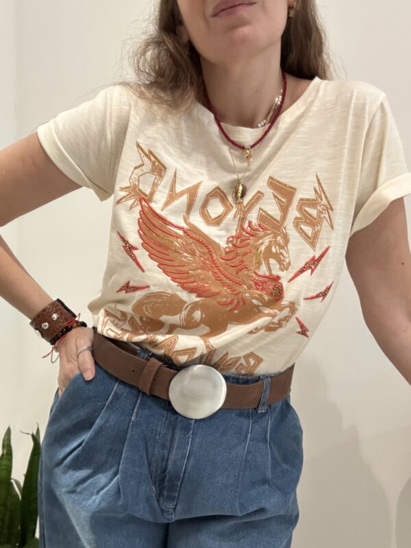 Remera troya