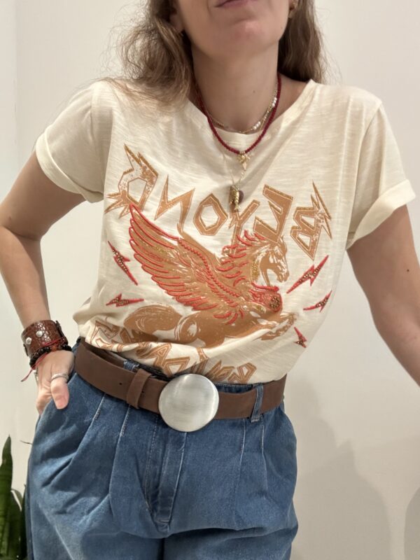 Remera troya