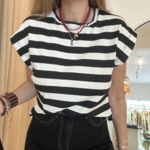 REMERA RAYAS