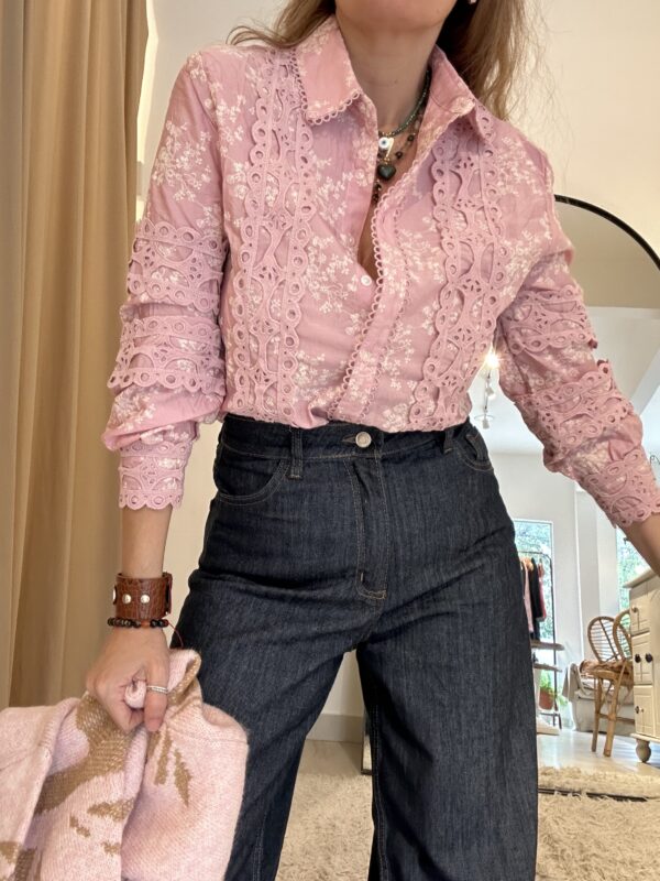 CAMISA BORDADA ROSA