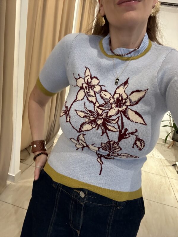 REMERA CELESTE